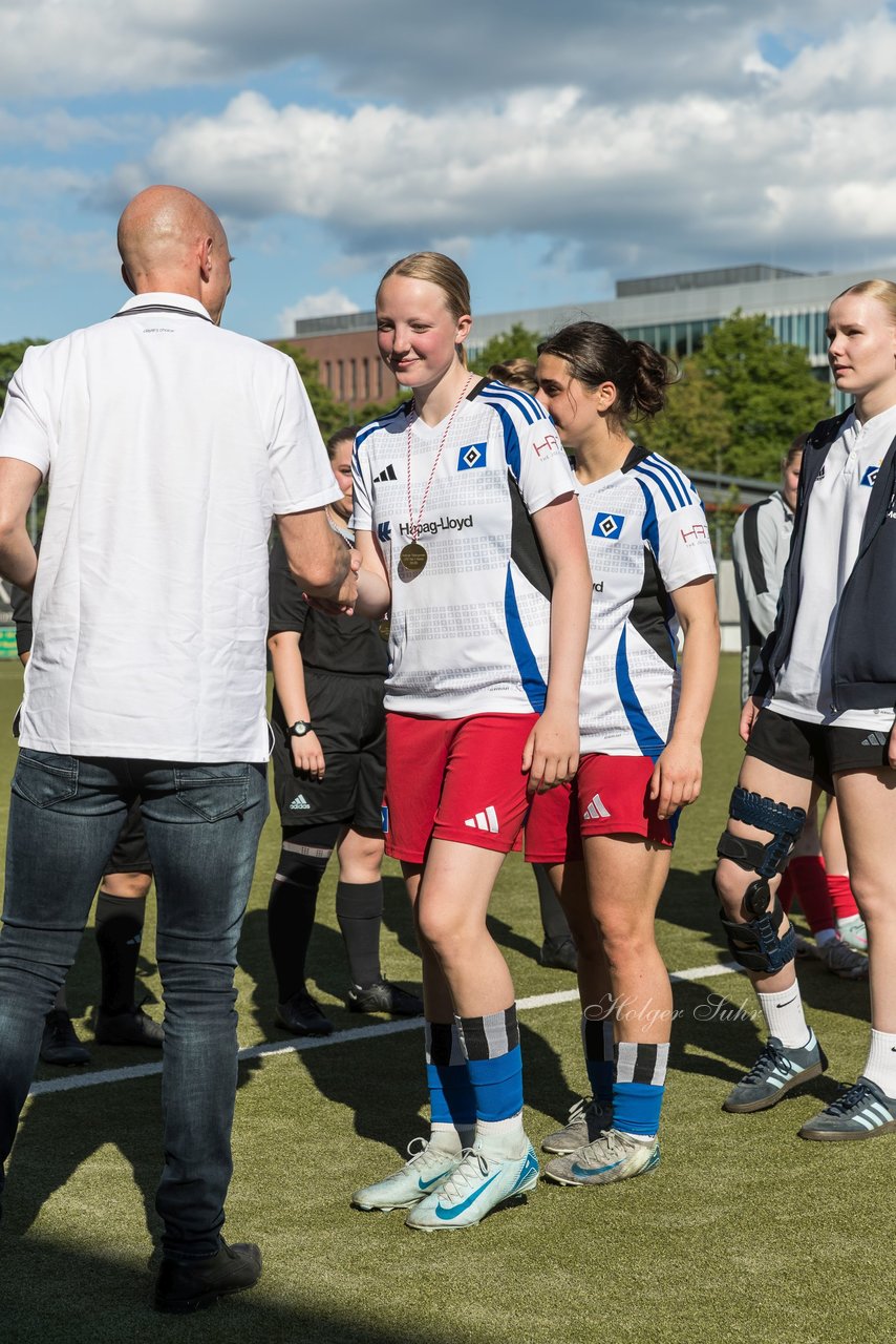 Bild 145 - wBJ Lotto Pokal Finale  Eimsbuetteler TV - Hamburger SV : Ergebnis: 0:3